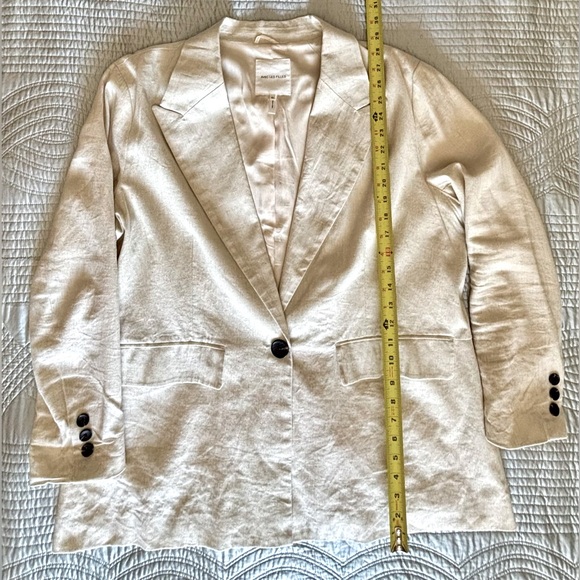 Unstructured Linen Blend Blazer - Picture 6 of 8